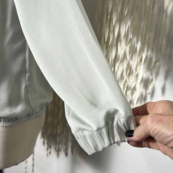 Diane Von Furstenberg Mikino Mint Colored Pleated Neckline Long Sleeve Blouse 2 - Picture 3 of 12